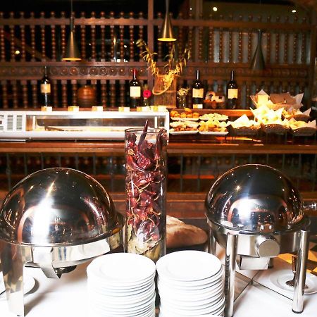 Hotel Y Centro De Eventos Manquehue Las Condes Сантьяго Екстер'єр фото