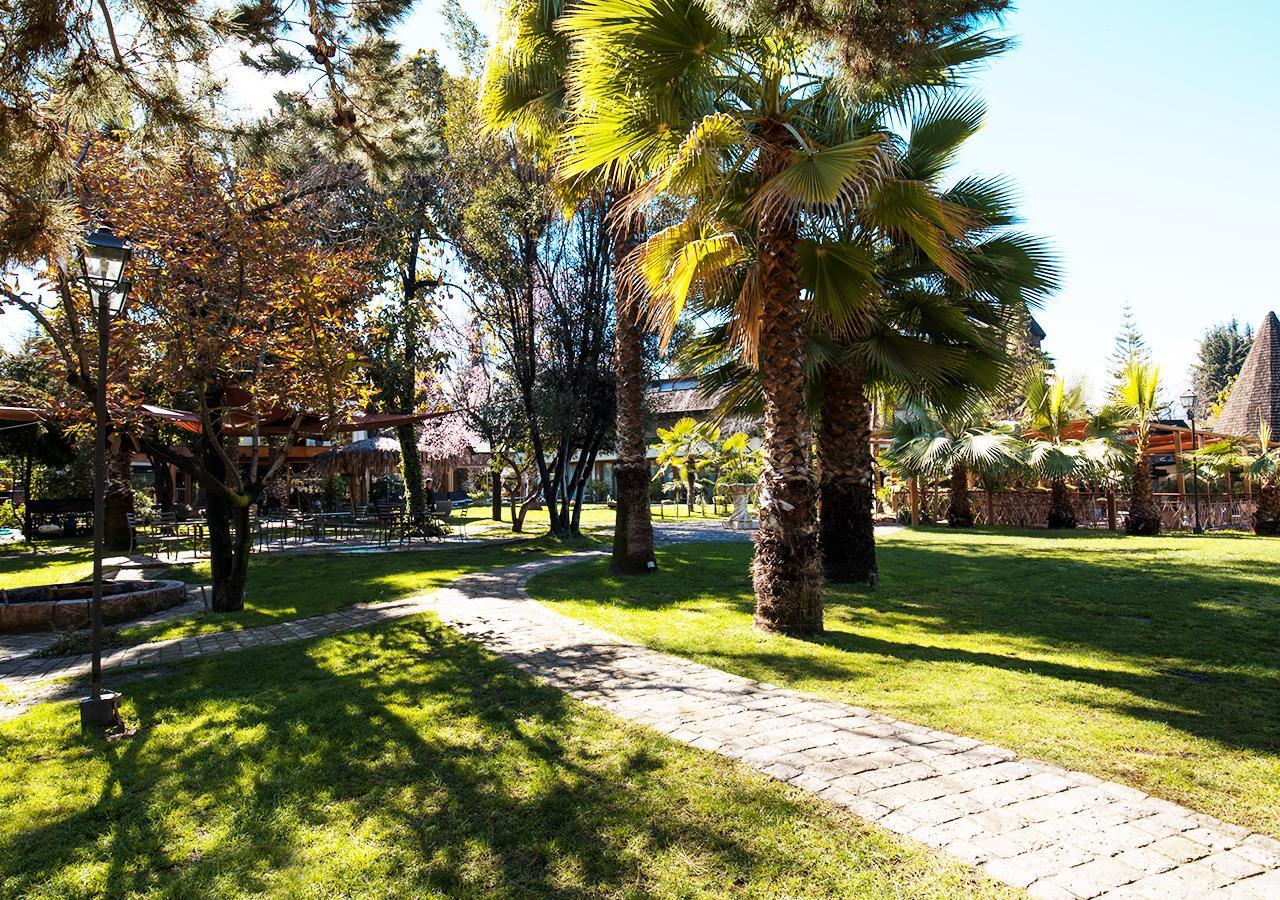 Hotel Y Centro De Eventos Manquehue Las Condes Сантьяго Екстер'єр фото